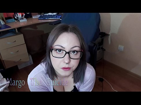 ❤️ Sexet pige med briller sutter Dildo dybt på kamera ❤️❌ Porno fb at da.pornohdmega.ru ❌❤